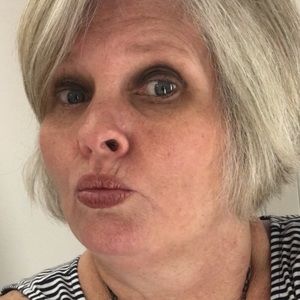 Meet your Posher, Charlene